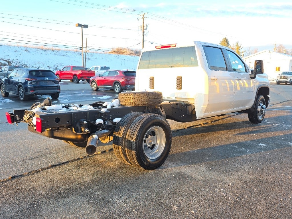 2026 Chevrolet Silverado 3500 HD Chassis Cab LT