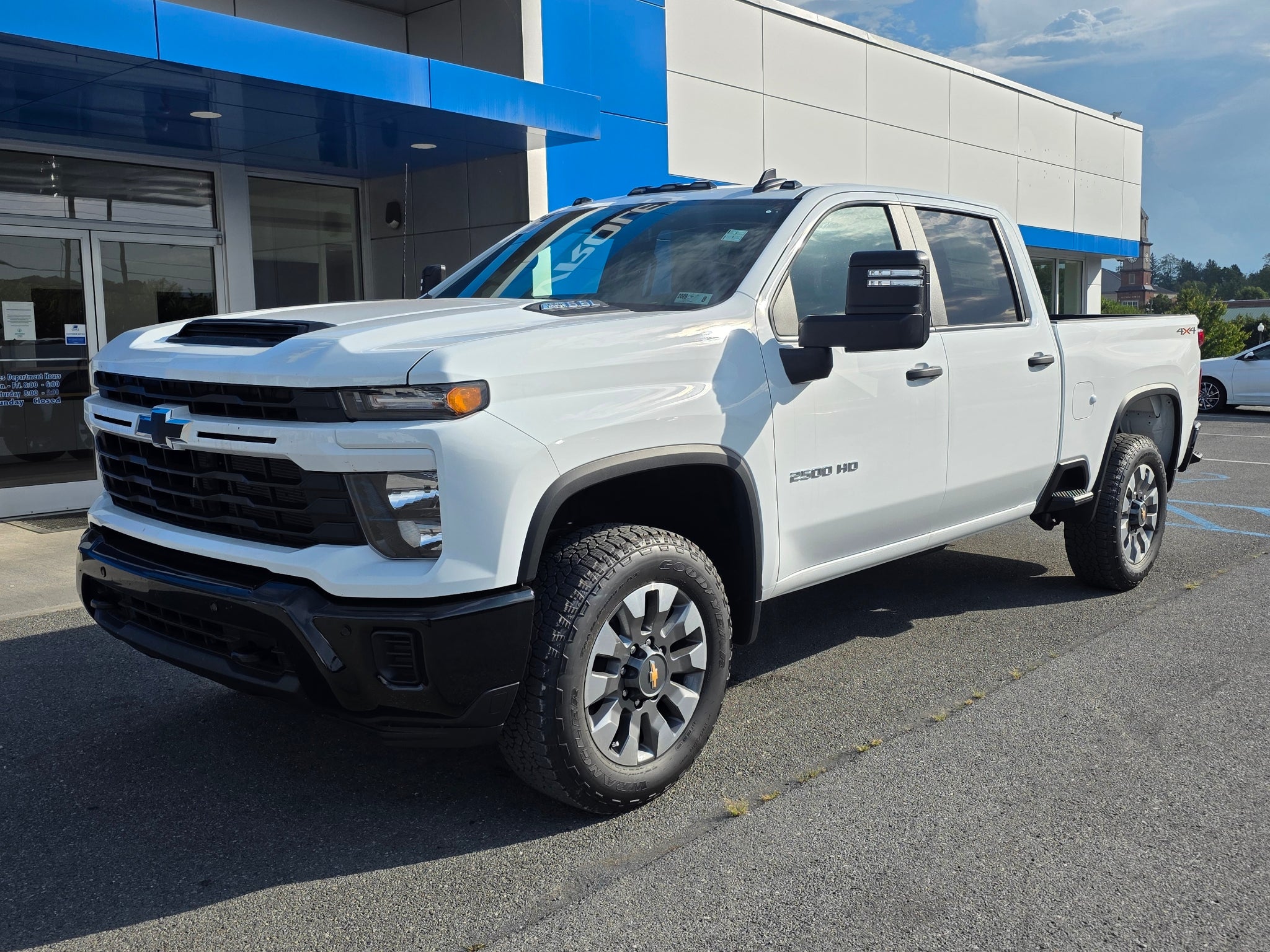 2026 Chevrolet Silverado 2500 HD Custom
