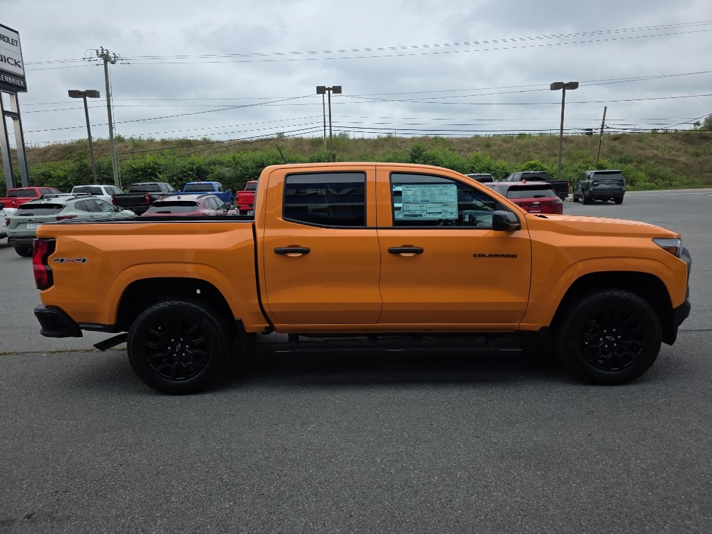 2025 Chevrolet Colorado WT/LT