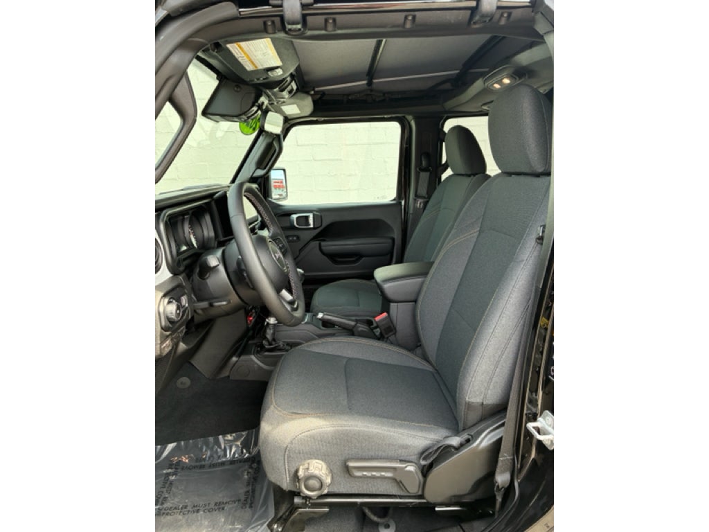 2025 Jeep Wrangler 4-Door Willys 4x4