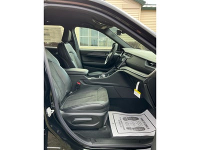 2025 Jeep Grand Cherokee GRAND CHEROKEE ALTITUDE 4X4