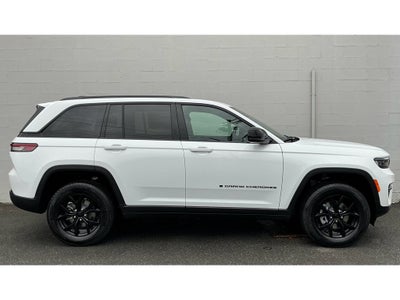 2025 Jeep Grand Cherokee GRAND CHEROKEE ALTITUDE 4X4
