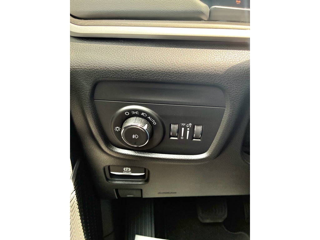 2026 Jeep Grand Cherokee LIMITED RESERVE 4X4
