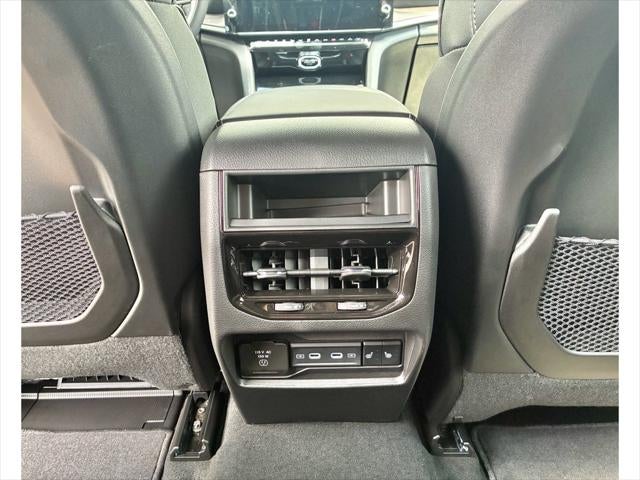 2026 Jeep Grand Cherokee LIMITED RESERVE 4X4