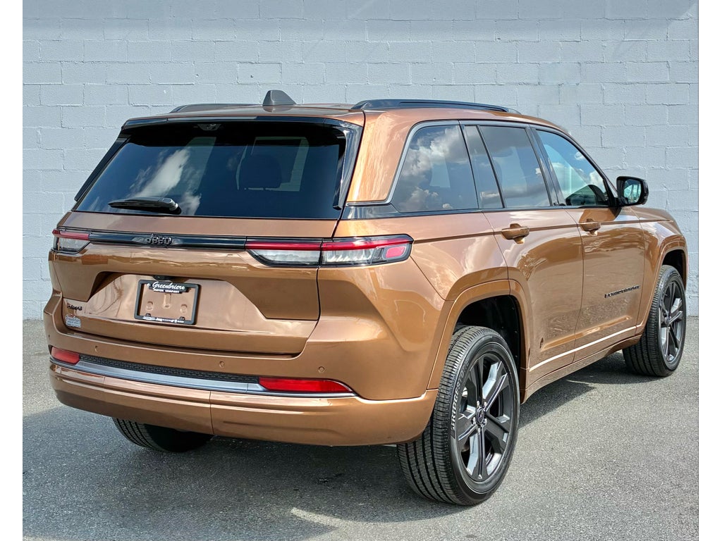 2027 Jeep Grand Cherokee Limited Reserve