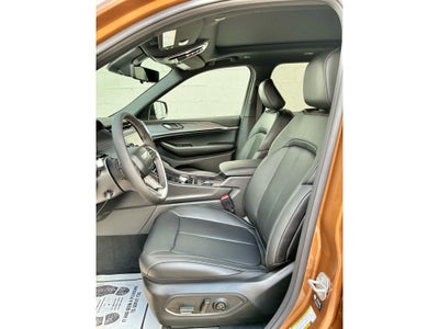 2027 Jeep Grand Cherokee Limited Reserve