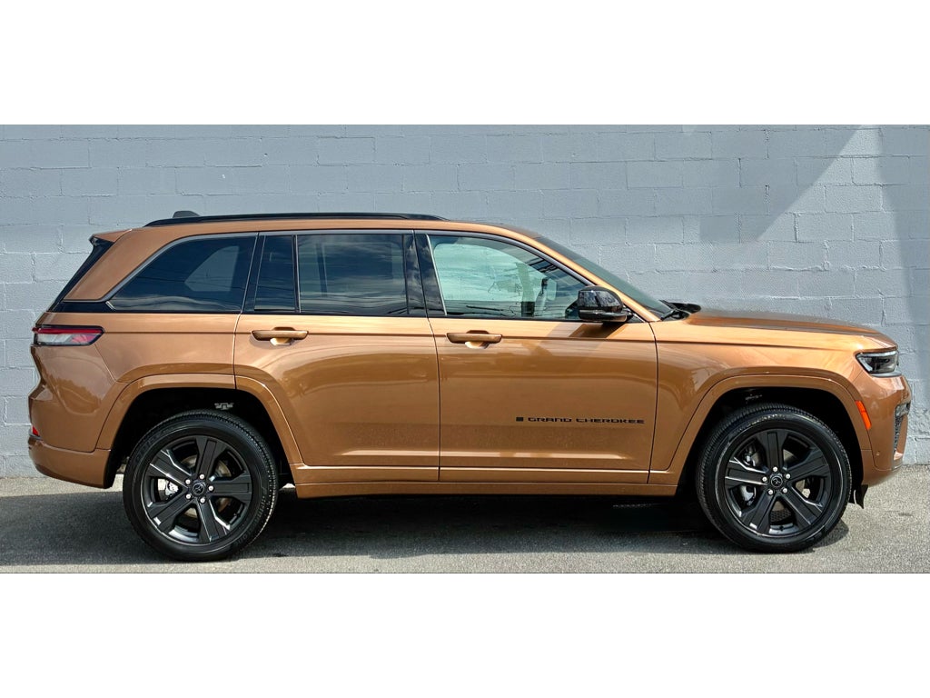2027 Jeep Grand Cherokee Limited Reserve