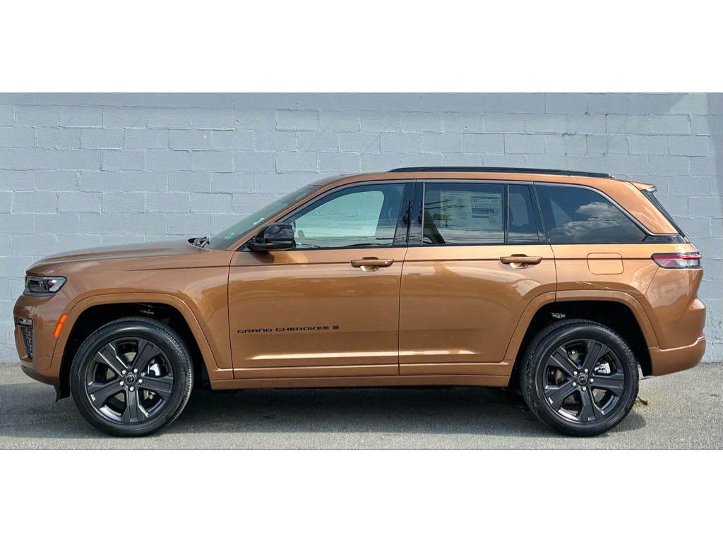 2027 Jeep Grand Cherokee Limited Reserve