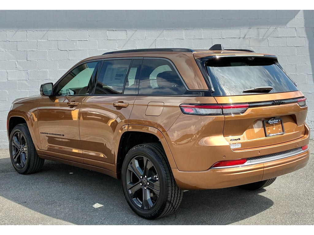 2027 Jeep Grand Cherokee Limited Reserve