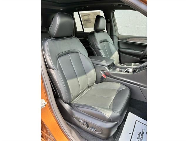 2027 Jeep Grand Cherokee Limited Reserve