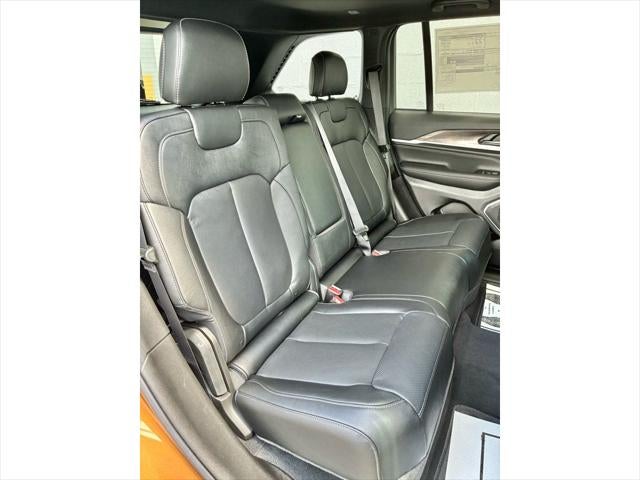 2027 Jeep Grand Cherokee Limited Reserve