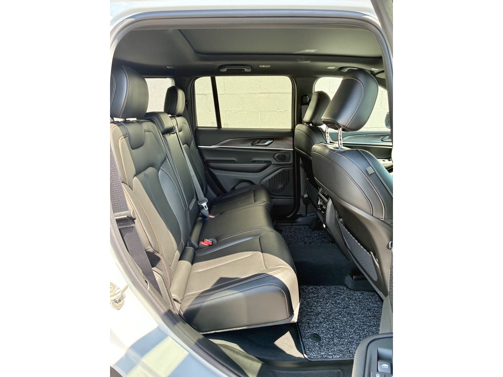 2026 Jeep Grand Cherokee 85TH ANNIVERSARY EDITION 4X4