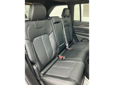 2025 Jeep Grand Cherokee GRAND CHEROKEE OVERLAND 4X4