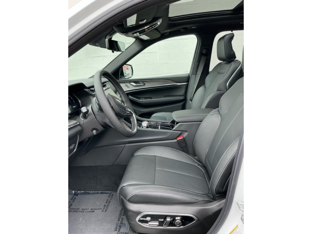 2025 Jeep Grand Cherokee GRAND CHEROKEE OVERLAND 4X4