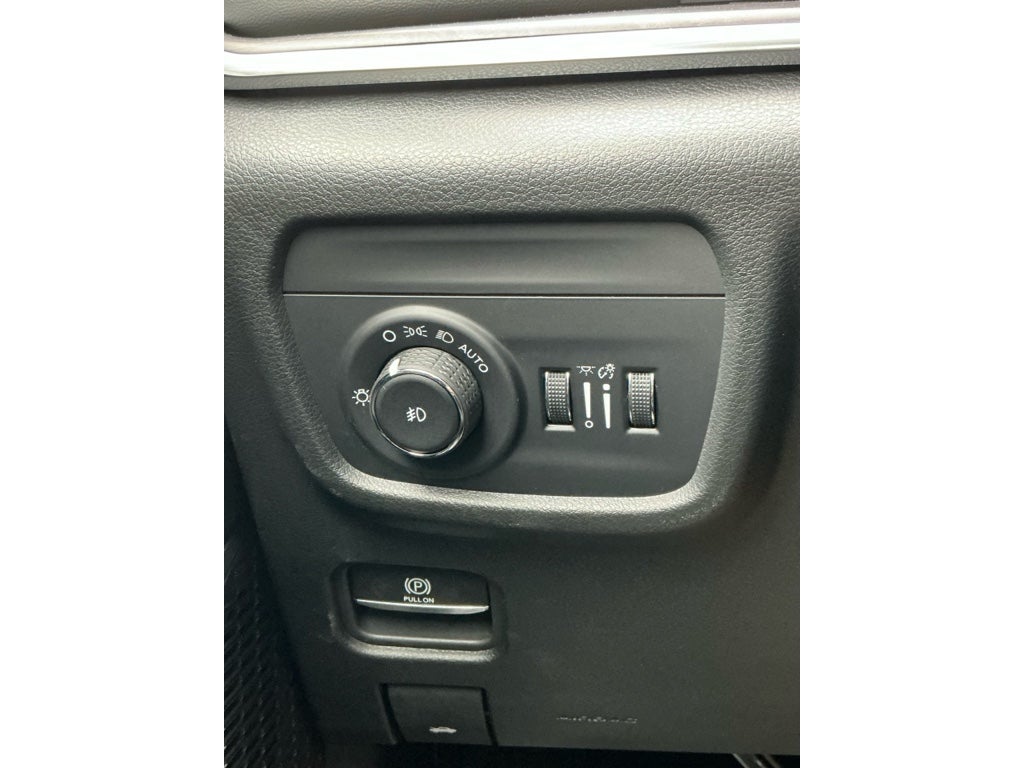 2025 Jeep Grand Cherokee GRAND CHEROKEE OVERLAND 4X4