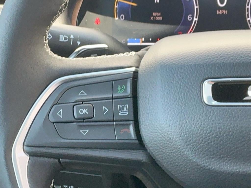 2025 Jeep Grand Cherokee GRAND CHEROKEE L LAREDO X 4X4