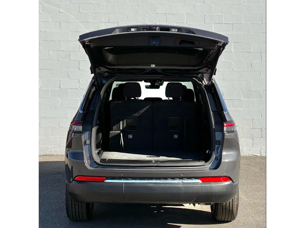 2026 Jeep Grand Cherokee Laredo X