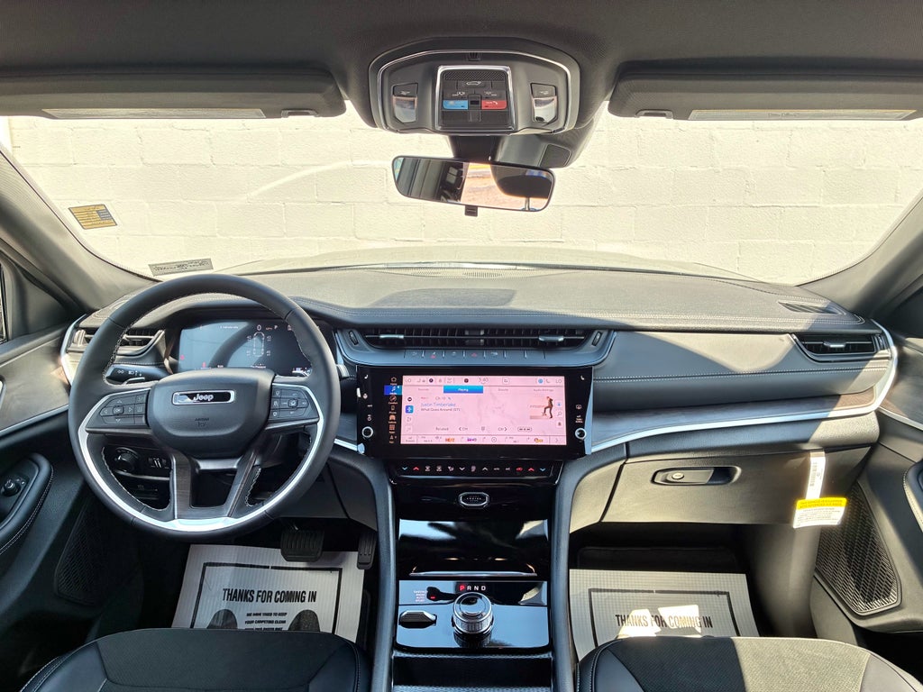 2026 Jeep Grand Cherokee L LAREDO ALTITUDE 4X4