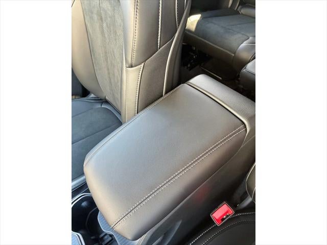 2026 Jeep Grand Cherokee L LAREDO ALTITUDE 4X4