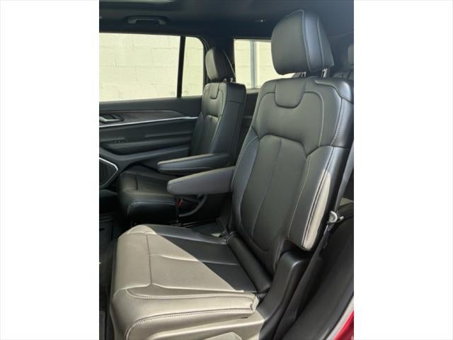 2026 Jeep Grand Cherokee L LIMITED 4X4
