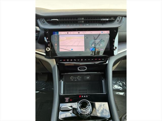 2026 Jeep Grand Cherokee L LIMITED 4X4