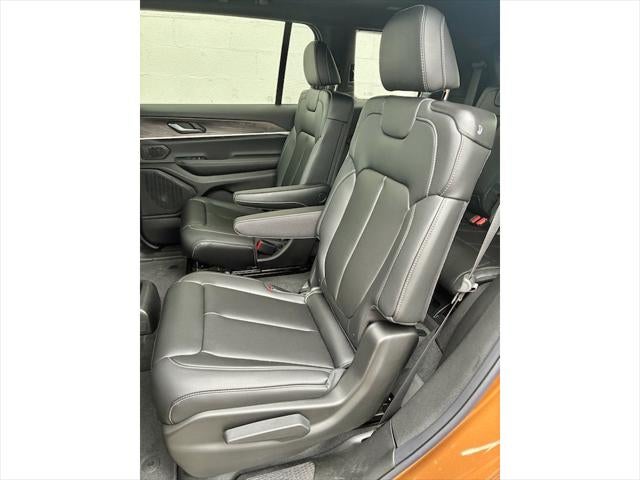2026 Jeep Grand Cherokee L LIMITED 4X4