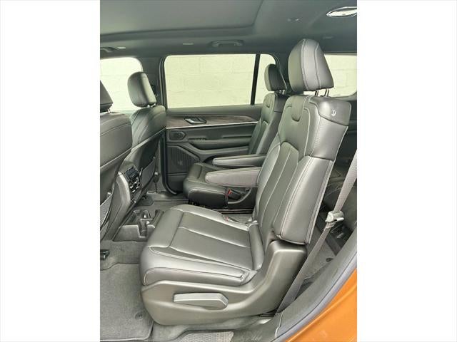 2026 Jeep Grand Cherokee L LIMITED 4X4