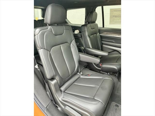 2026 Jeep Grand Cherokee L LIMITED 4X4