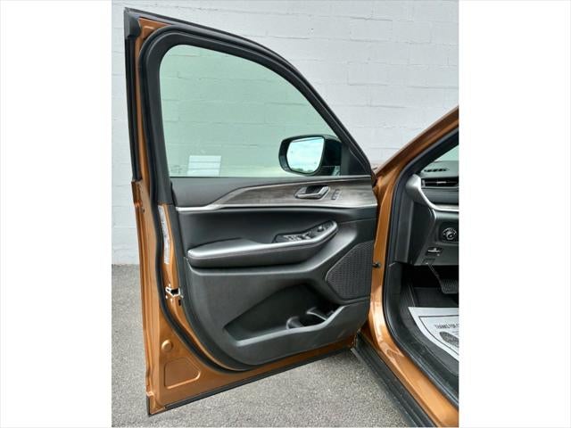 2026 Jeep Grand Cherokee L LIMITED 4X4