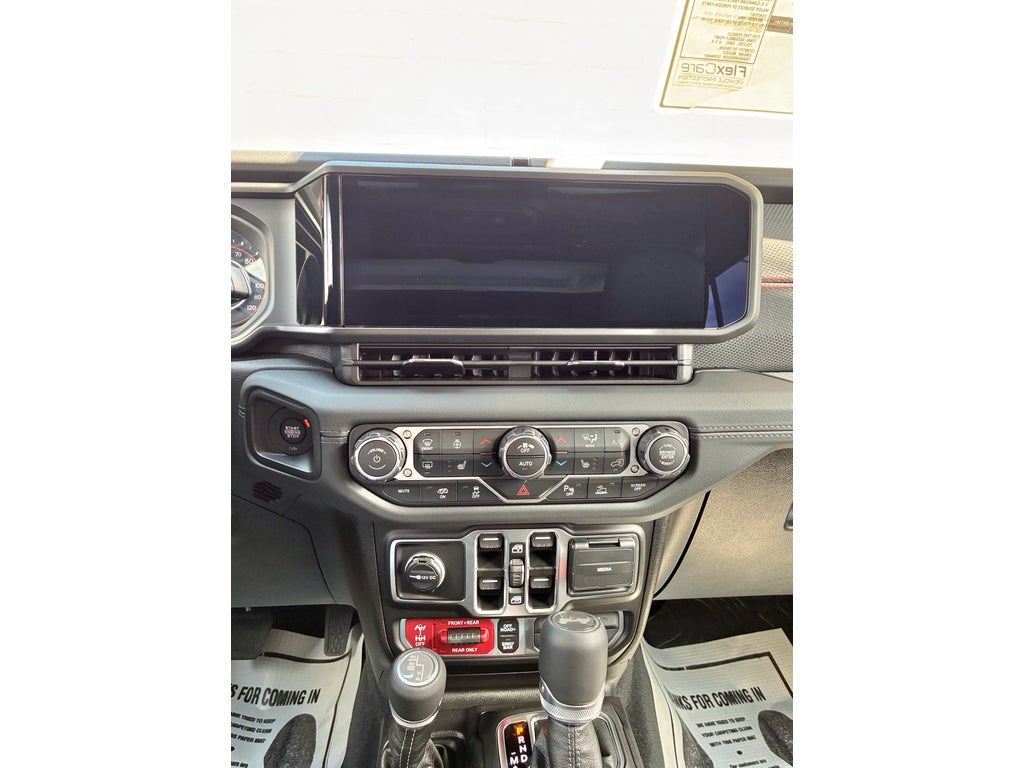 2026 Jeep Wrangler 4-DOOR MOAB 392