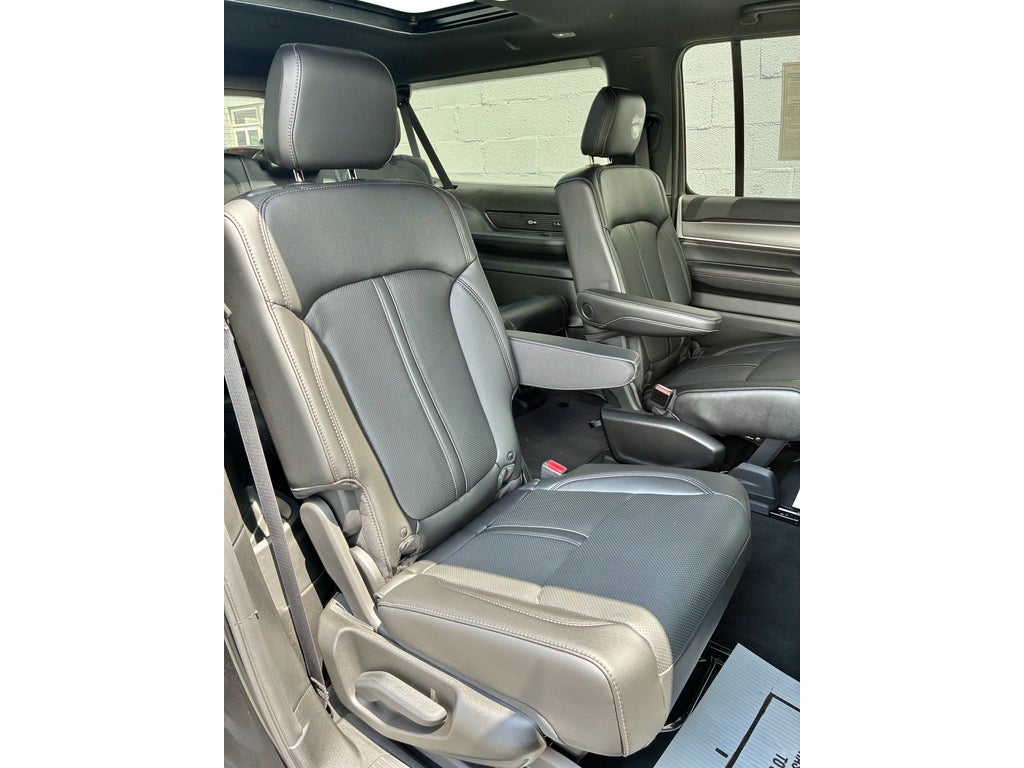 2026 Jeep Grand Wagoneer L 4X4
