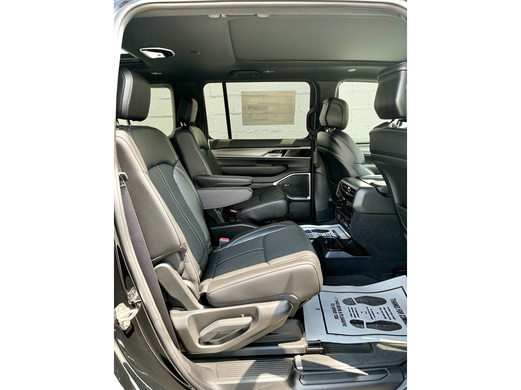 2026 Jeep Grand Wagoneer L 4X4