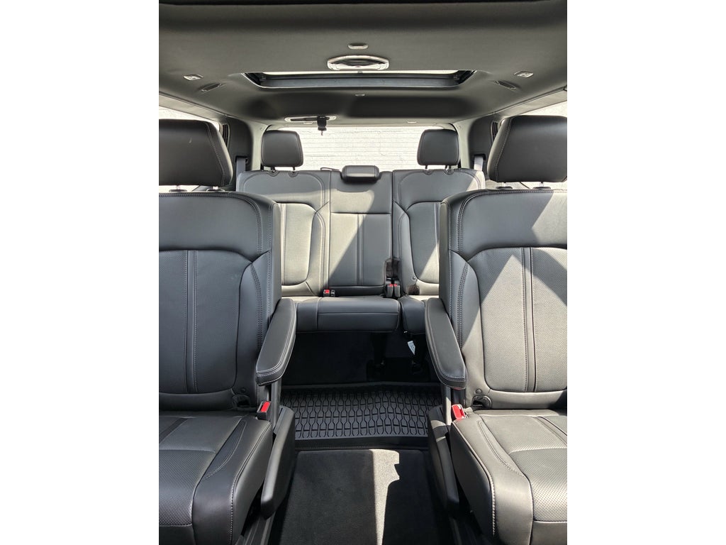 2026 Jeep Grand Wagoneer GRAND WAGONEER UPLAND 4X4