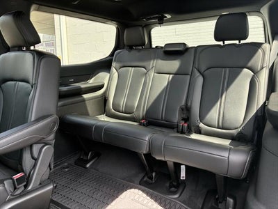 2026 Jeep Grand Wagoneer UPLAND 4X4
