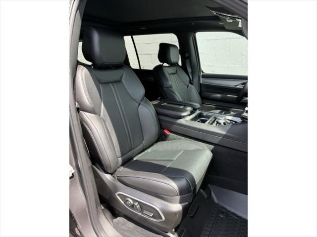 2026 Jeep Grand Wagoneer UPLAND 4X4
