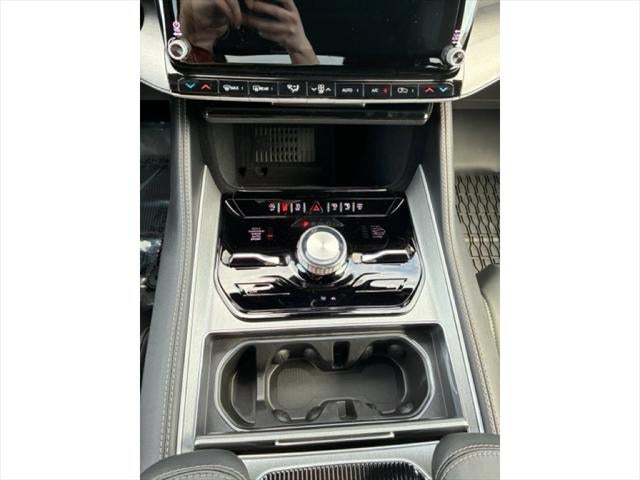 2026 Jeep Grand Wagoneer UPLAND 4X4