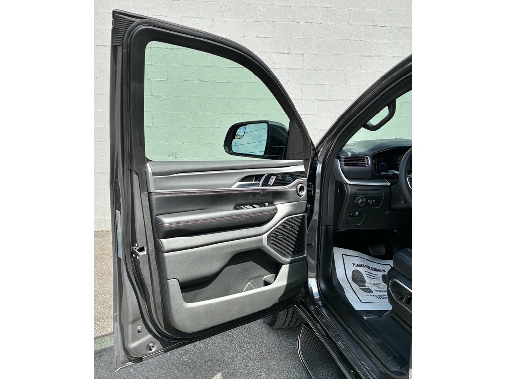 2026 Jeep Grand Wagoneer 4X4