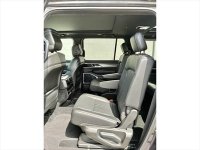 2026 Jeep Grand Wagoneer 4X4