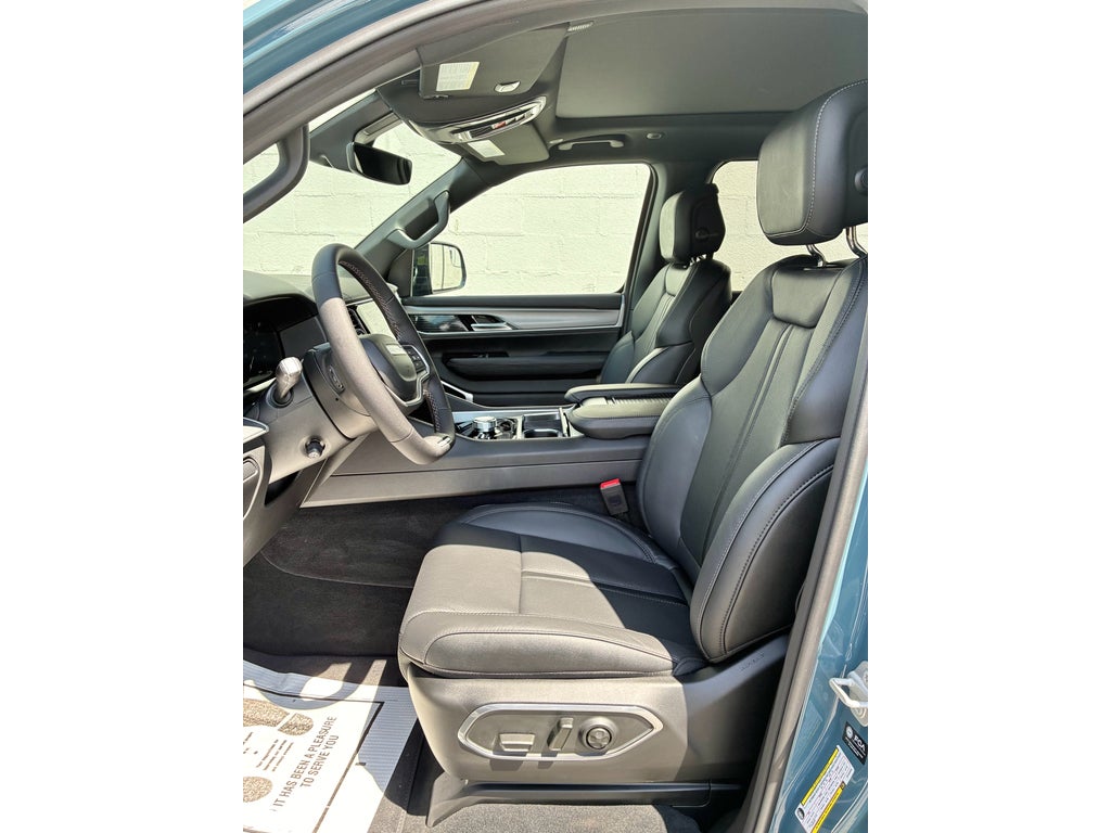 2026 Jeep Grand Wagoneer LIMITED RESERVE 4X4