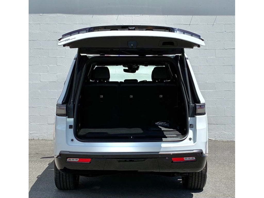 2026 Jeep Grand Wagoneer LIMITED ALTITUDE 4X4
