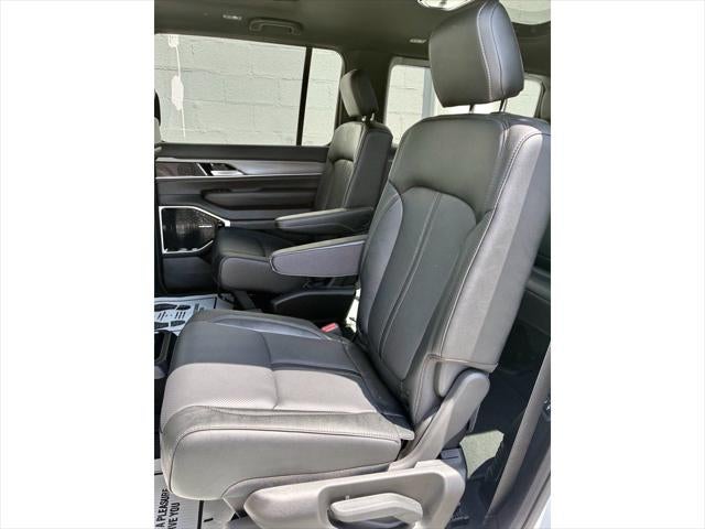 2026 Jeep Grand Wagoneer LIMITED ALTITUDE 4X4