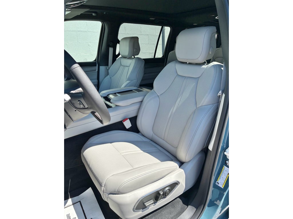 2026 Jeep Grand Wagoneer LIMITED ALTITUDE 4X4