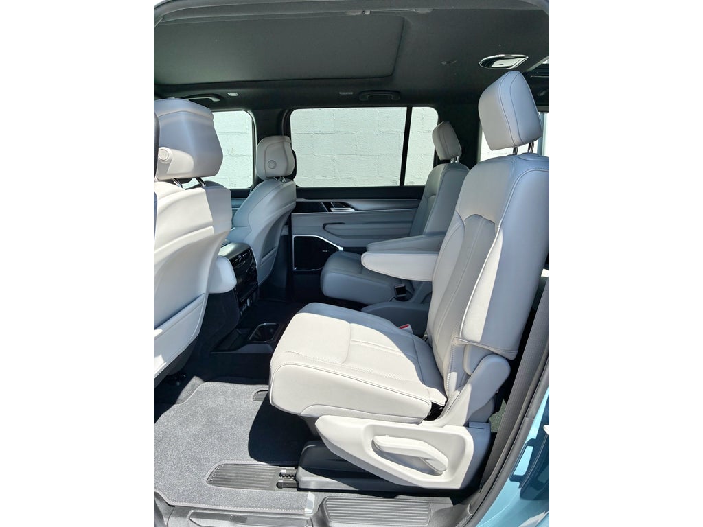 2026 Jeep Grand Wagoneer LIMITED ALTITUDE 4X4