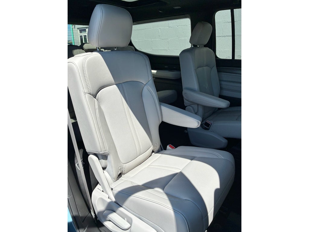 2026 Jeep Grand Wagoneer LIMITED ALTITUDE 4X4