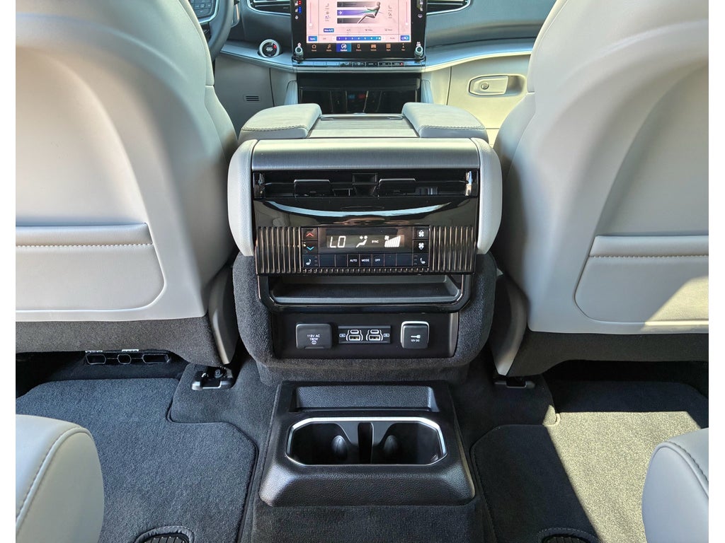 2026 Jeep Grand Wagoneer LIMITED ALTITUDE 4X4