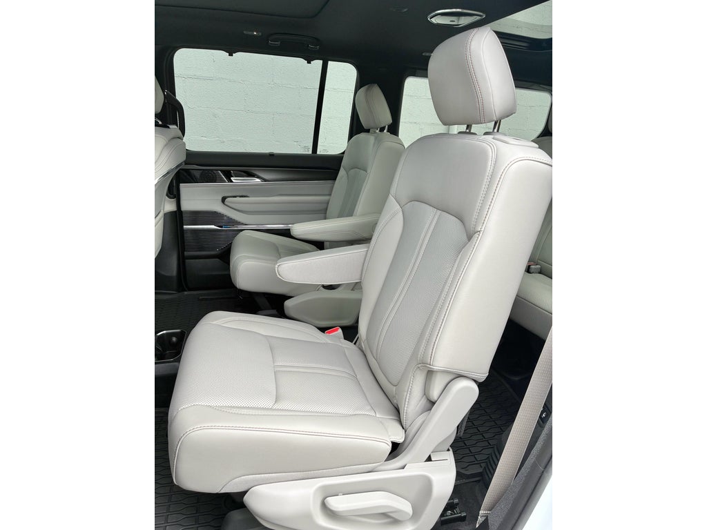 2026 Jeep Grand Wagoneer SUMMIT OBSIDIAN 4X4