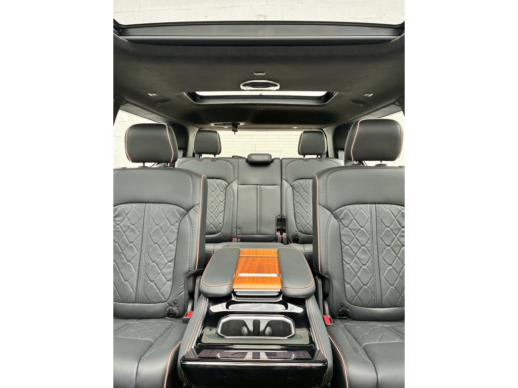 2025 Jeep Grand Wagoneer Series III 4x4
