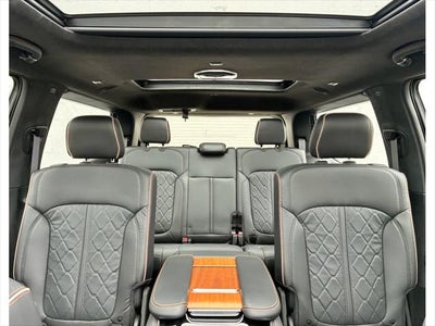 2025 Jeep Grand Wagoneer Series III 4x4