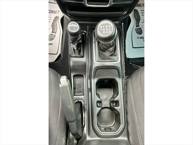 2023 Jeep Gladiator Willys Sport