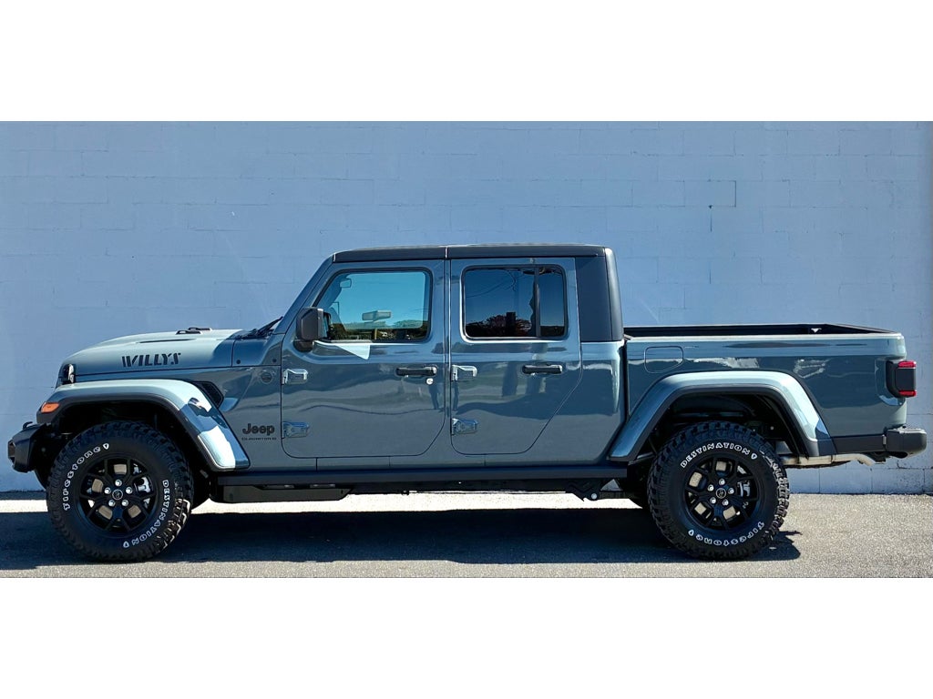2026 Jeep Gladiator Willys